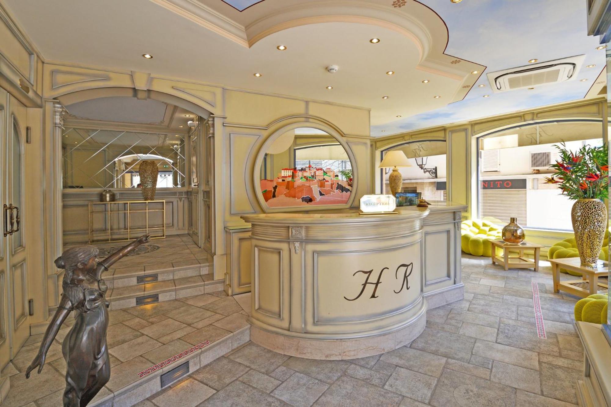 Hotel Le Rocher กาลวี ภายนอก รูปภาพ